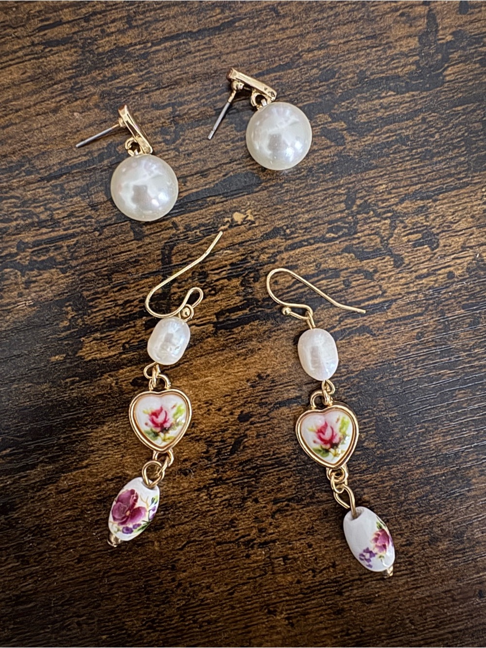 Gold-Tone Pearl Drop & Floral Heart Dangle Earrings - Unbranded